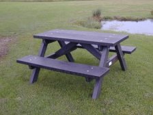 Croal Picnic table - recycled mixed plastic